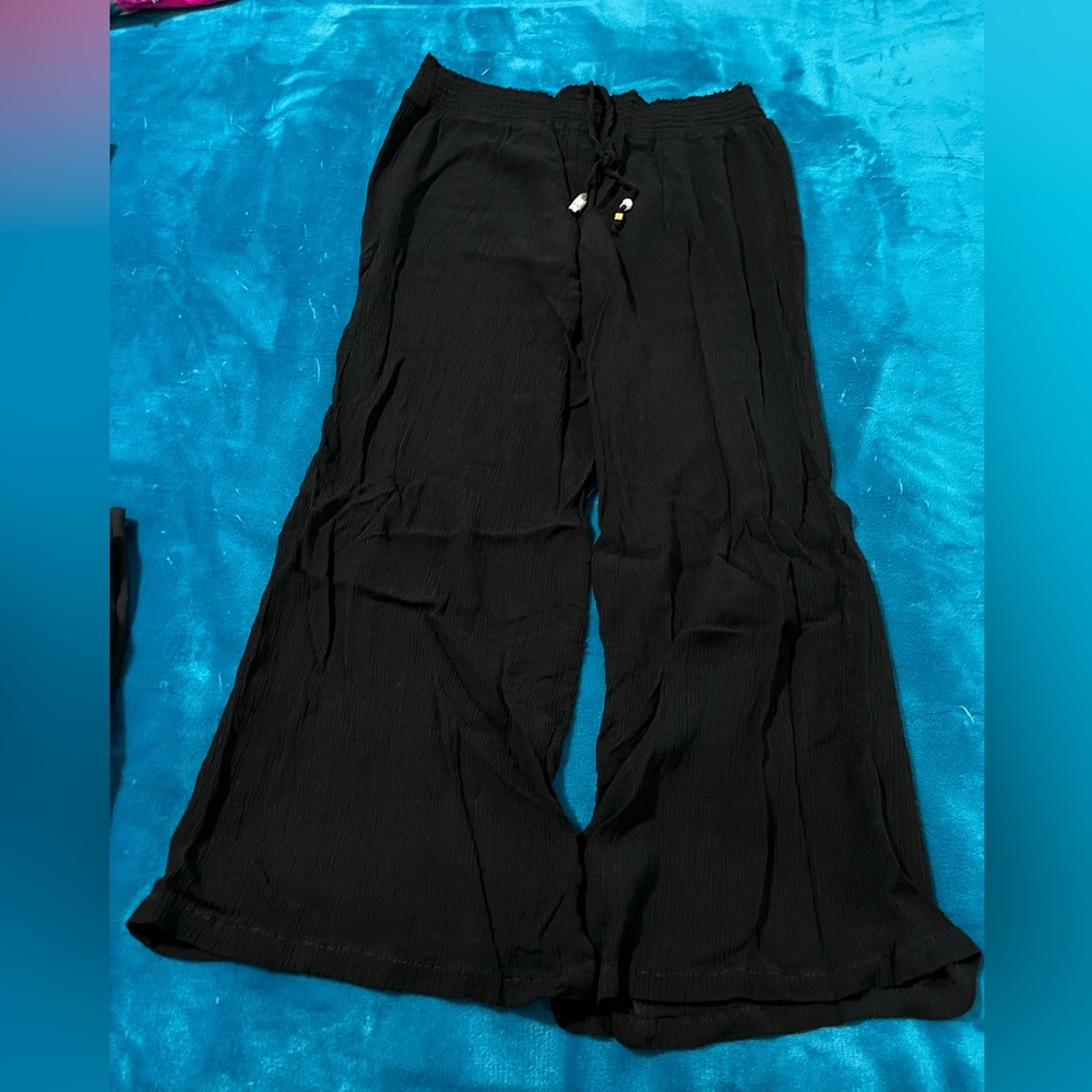 Black Tape Mecium flowy pants
